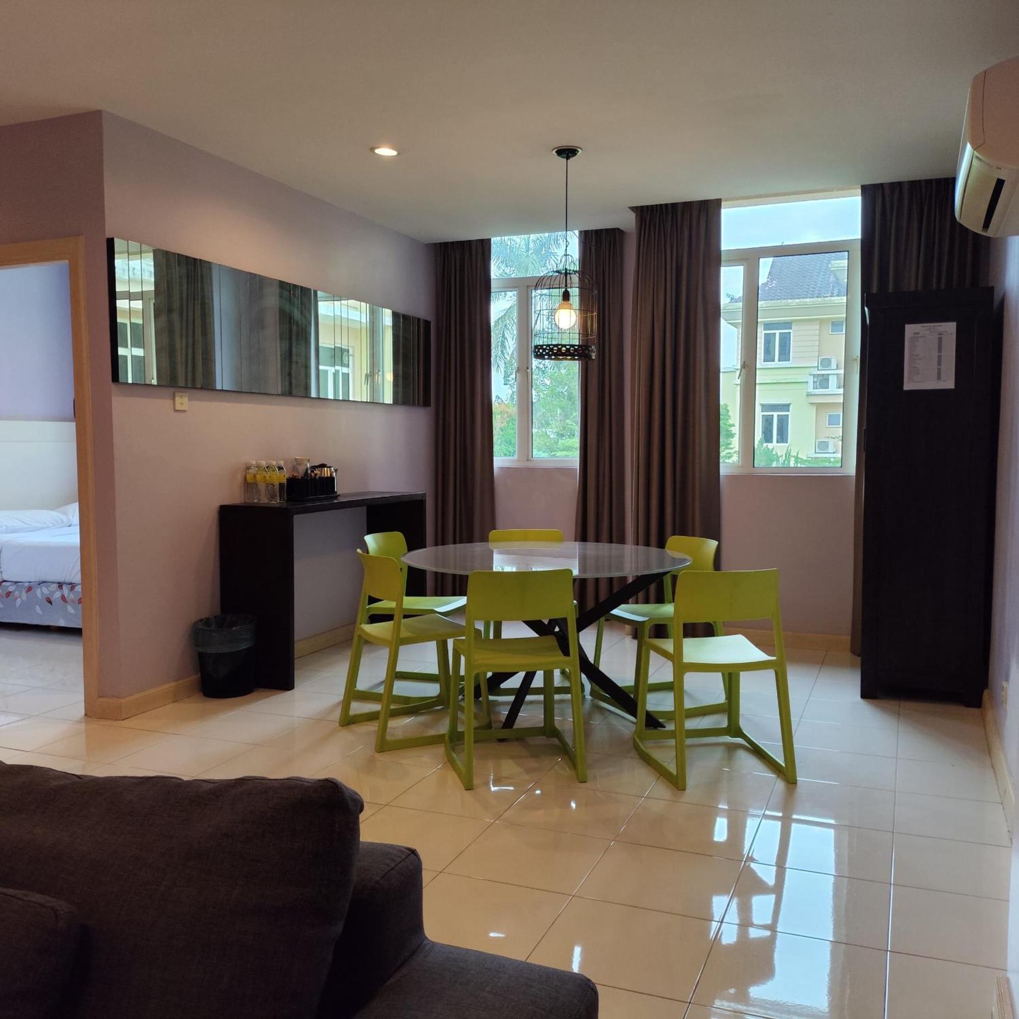 Song Service Apartment Formerly Known As Jinhold Service Apartment Kuching Exterior photo
