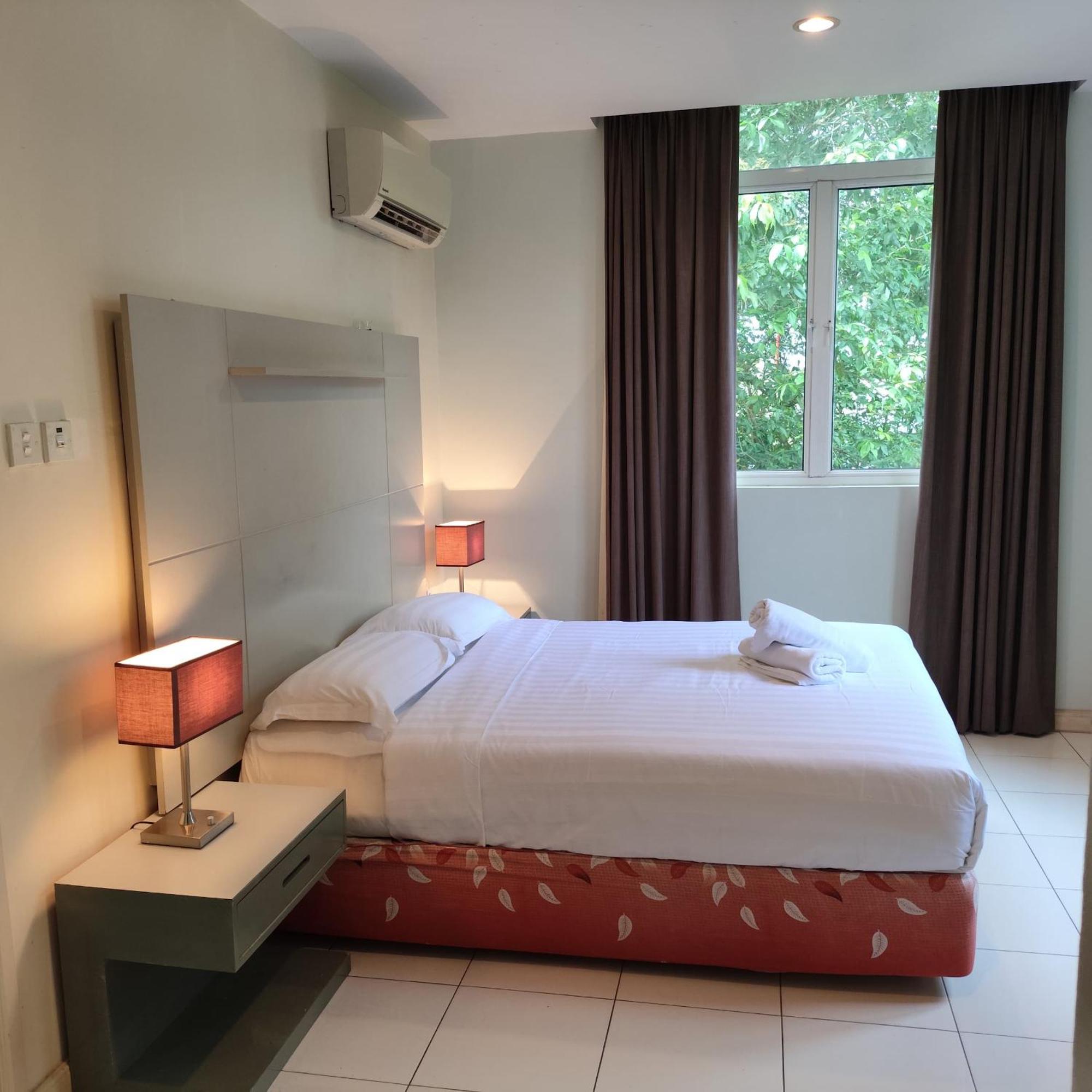 Song Service Apartment Formerly Known As Jinhold Service Apartment Kuching Exterior photo